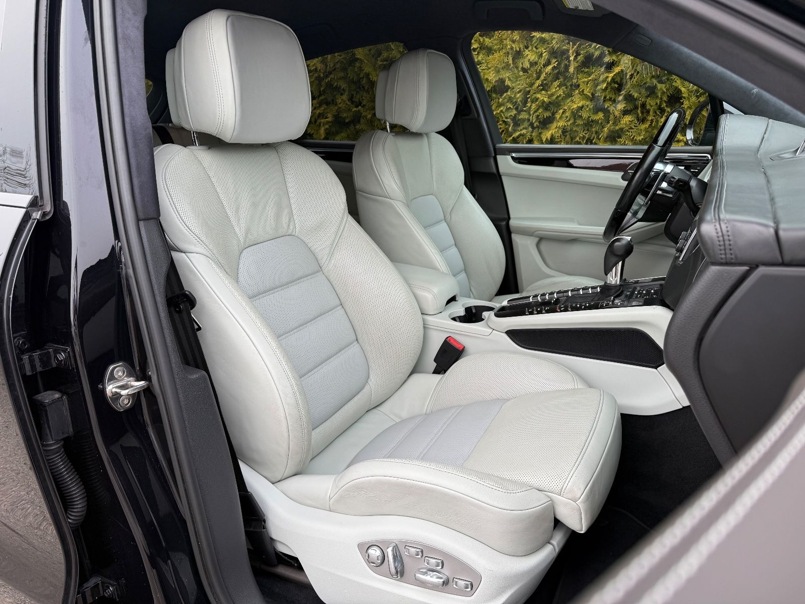 Porsche Macan Turbo 3.6-Chrono/Bose/21 ZOLL-Alcantara foto 46
