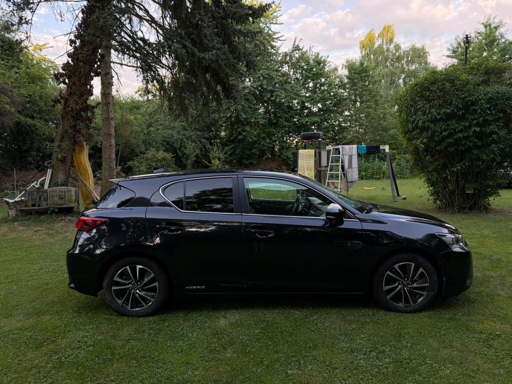Lexus CT 200h 200h -