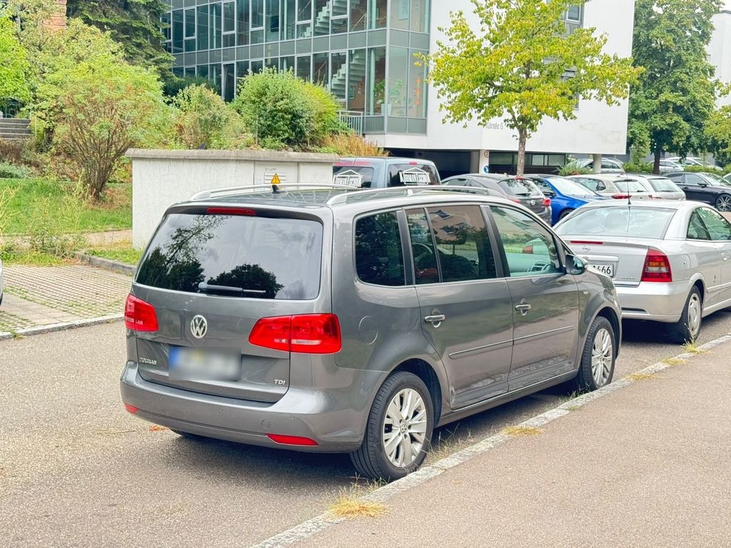 Image of Volkswagen Touran