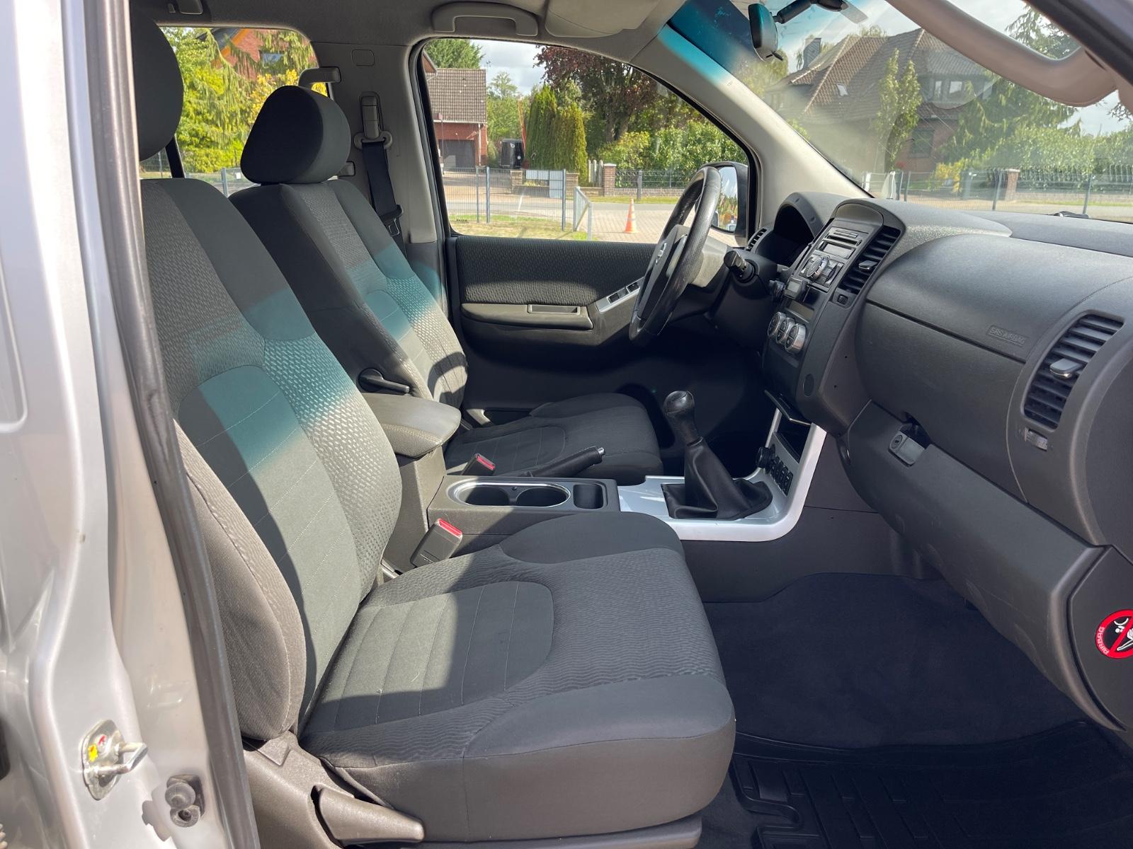 NISSAN NAVARA 190CH PICKUP DOUBLE CAB SE 4X4