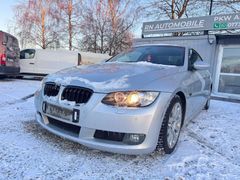 Fahrzeugabbildung BMW 325 325i LEDER NAVI AUTOMATIK