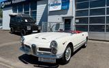 Alfa Romeo 2000 Touring Spider - Alfa Romeo Spider: Roadster