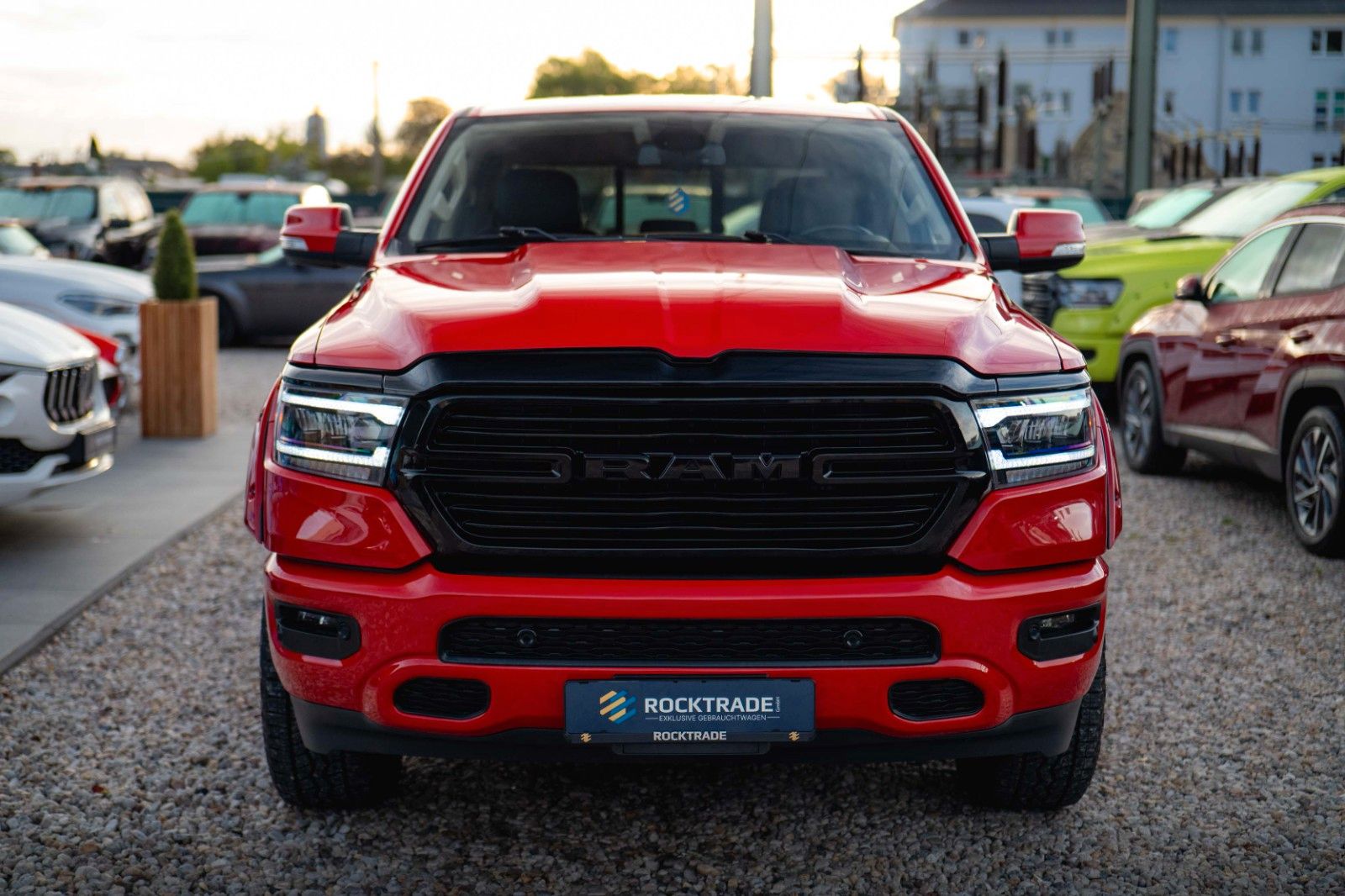 Fahrzeugabbildung Dodge RAM 5.7 V8 HEMI 4x4 LPG BRC Offroad Night-Paket
