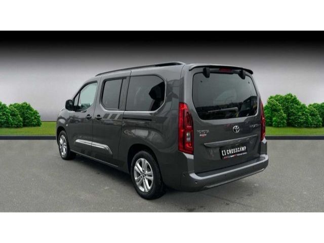 Fahrzeugabbildung Crosscamp Lite Toyota S Navi Mehrzonenklima DAB SHZ Keyles