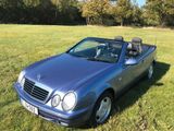 Mercedes-Benz CLK 200 Cabrio NUR 79000 KM LEDER PERFEKTER ZUST