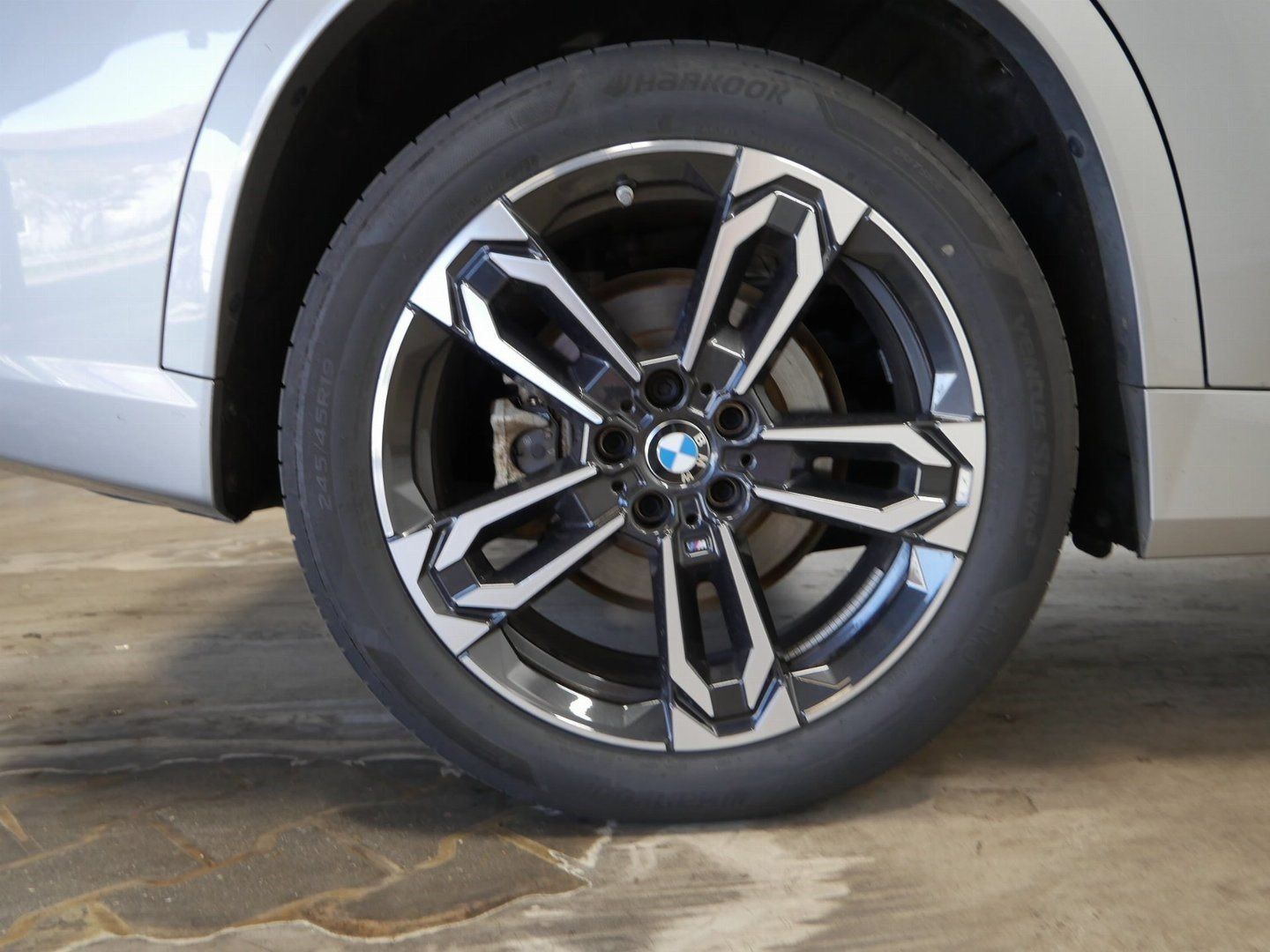 BMW iX1 - Bild 11