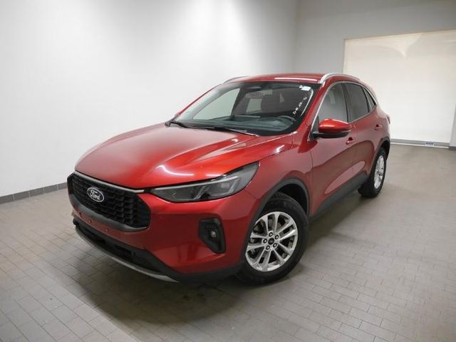 Ford Kuga 1.5 EcoBoost Titanium neues Modell,4JGarant