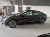 Tesla Model RWD 3 nur 545km NEUWAGEN Winterreifen - schwarze Tesla Model 3