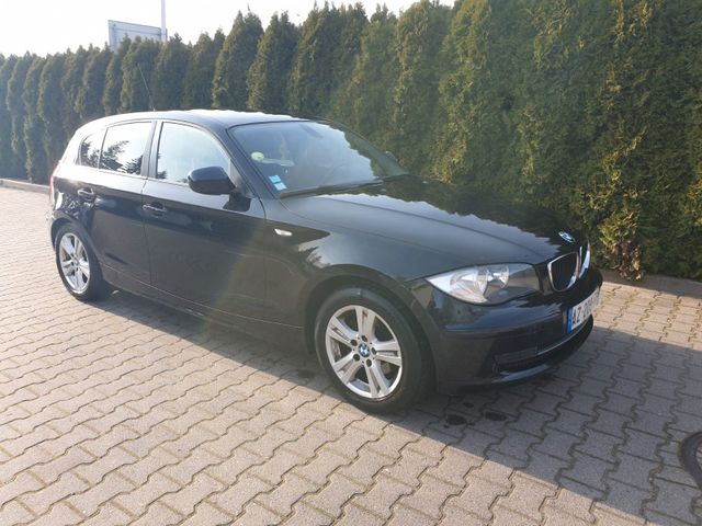 BMW 118 Baureihe 1 Lim. 118d AUT /LIFTING/  festprei