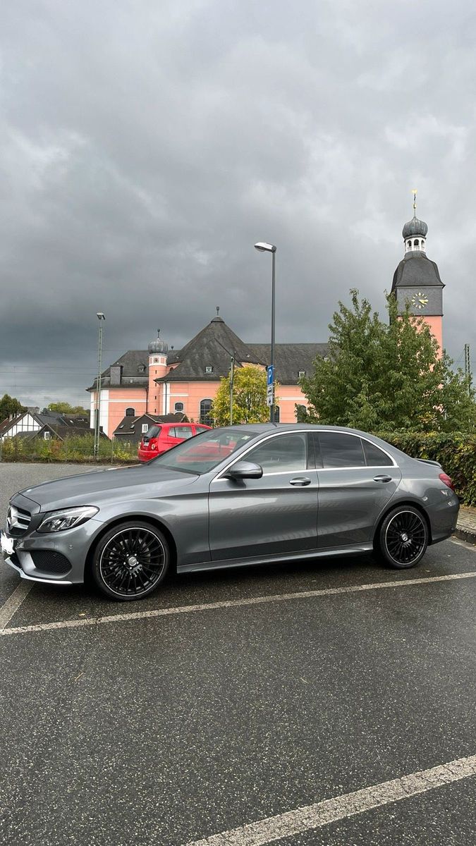 MERCEDES-BENZ Mercedes C220 AMG Line !!!