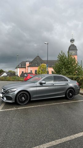 MERCEDES-BENZ Mercedes C220 AMG Line !!!