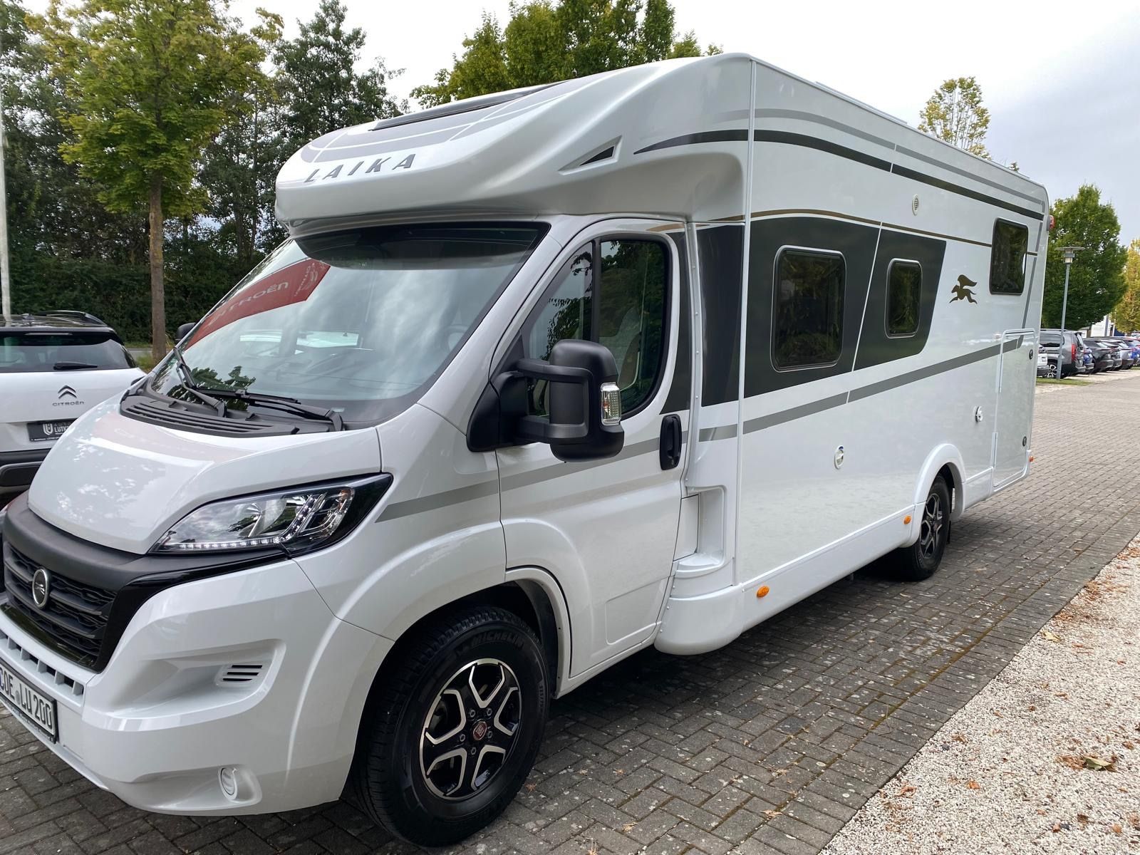 Fahrzeugabbildung Laika Kosmo Emblema 509E