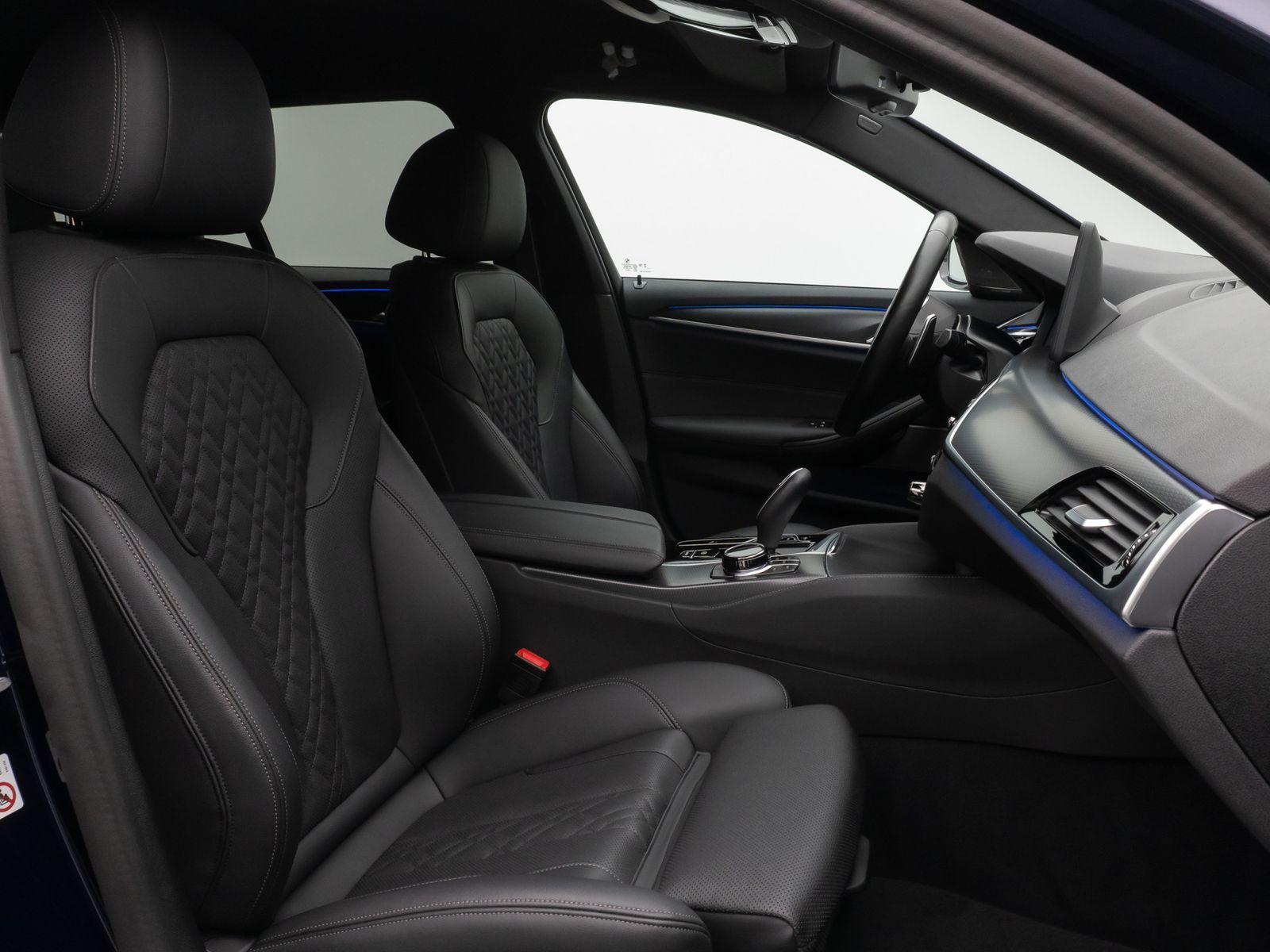 Fahrzeugabbildung BMW 520d M Sport Pro Kamera HUD DAB H/K 4xKlima 19"