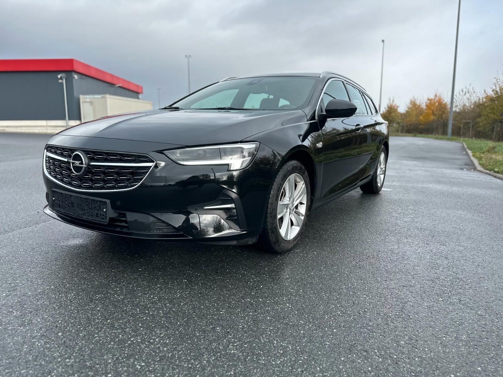 Opel Insignia 2.0 B Sports Tourer NAVI PDC LED A.TEMP