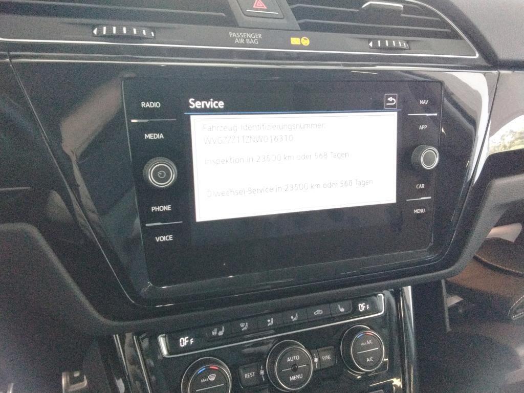 Volkswagen Touran Highline 1.5 TSI 110kW 7-Gang DSG 4 Türen, миниатюра 24