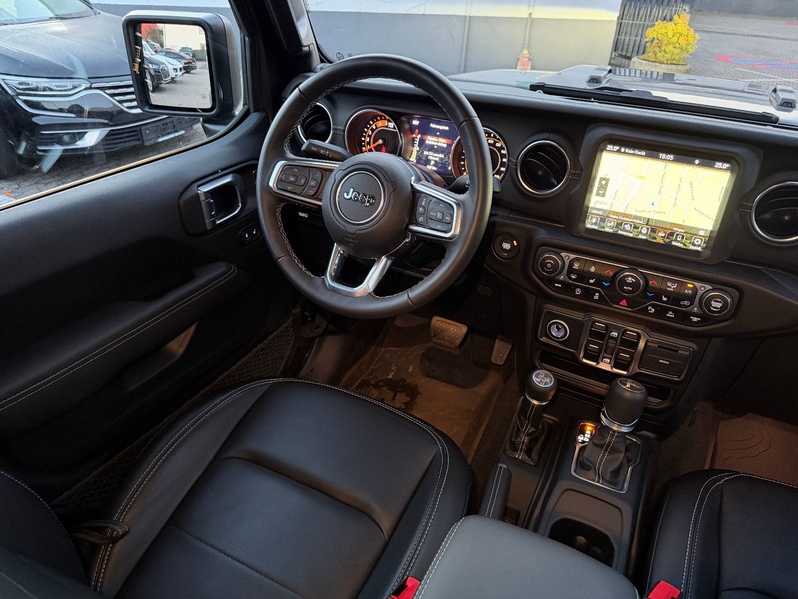 Fahrzeugabbildung Jeep Gladiator Overland 4WD/VOLL/NEUWAGENZUSTAND/