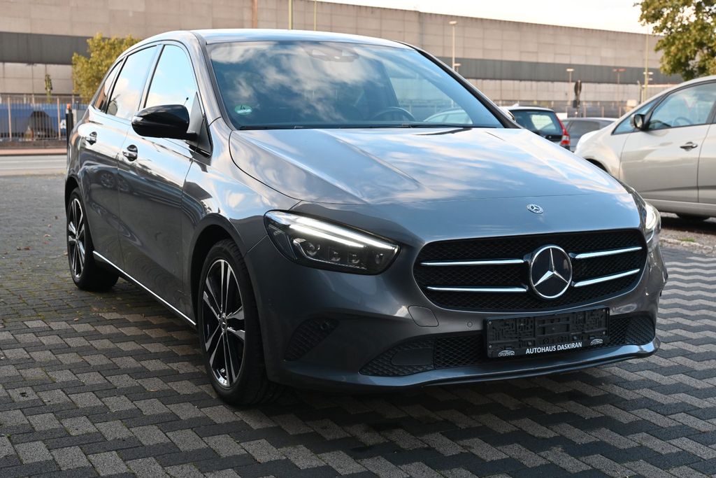 Image of Mercedes-Benz B 200