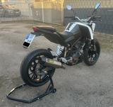 KTM Duke  125  - KTM 125