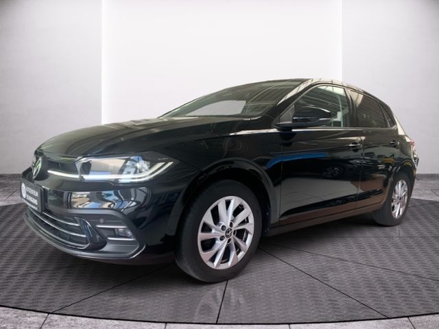 Fahrzeugabbildung Volkswagen Polo Style 1.0 TSI IQ.LIGHT NAVI KLIMA PDC SHZG