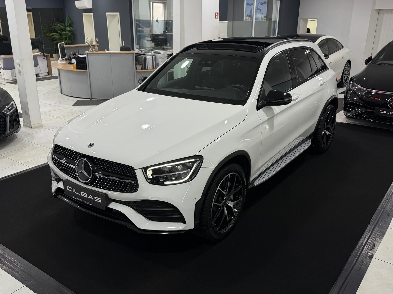 MERCEDES-BENZ GLC 300 4M AMG-LINE*PANO*NIGHT*DIGITAL TACHO*LED