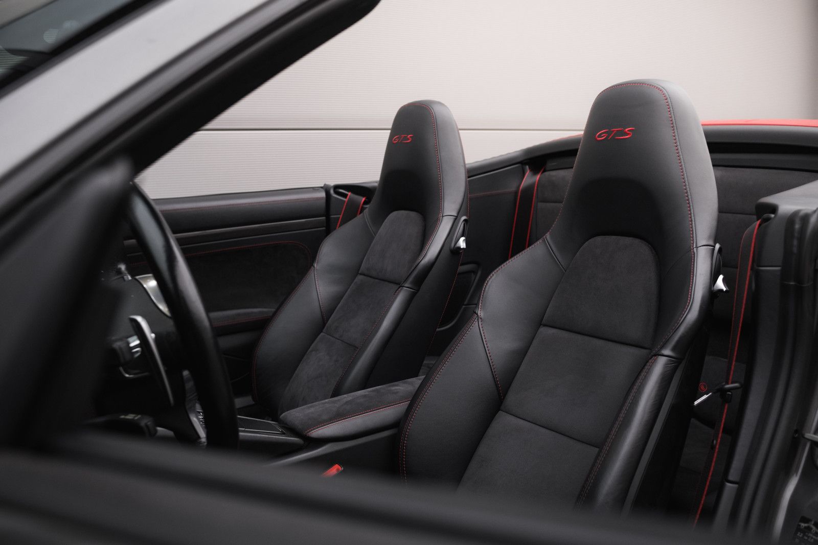 Fahrzeugabbildung Porsche 911/991.1 GTS Cabrio-el. 18Wegesitz-DAB-BOSE