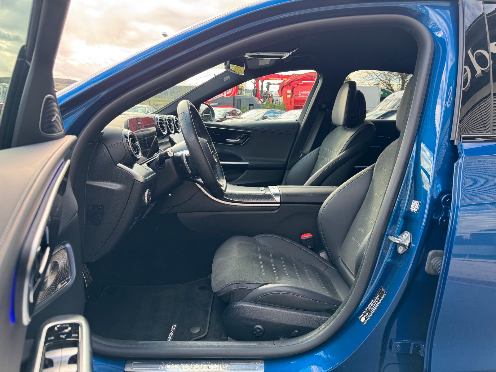 Fahrzeugabbildung Mercedes-Benz C 300d AMG+Burmester+Distr+Digital+360+