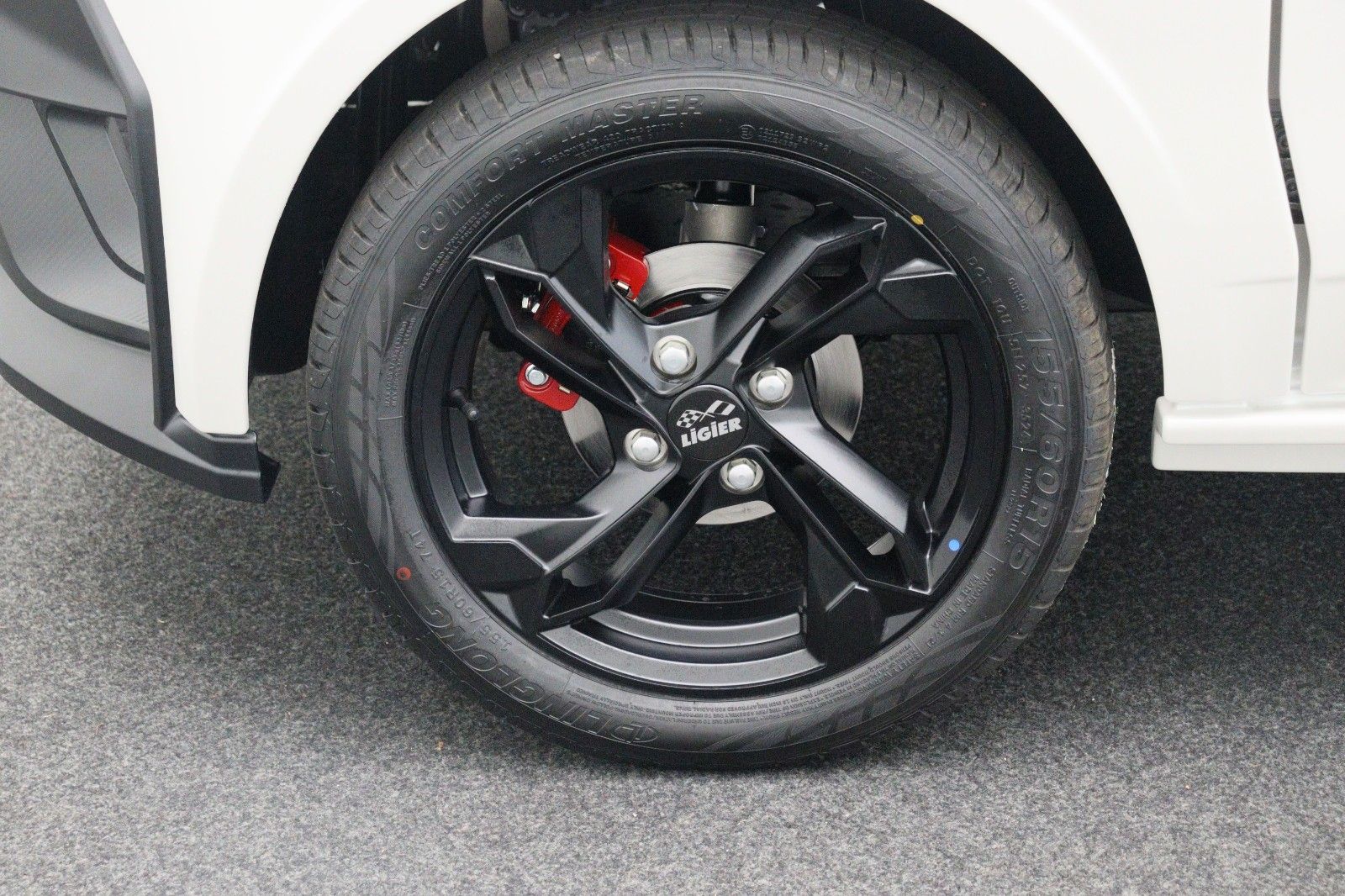 Fahrzeugabbildung Ligier JS50 Elektro Elite 12kWh *FAHREN AB 15*