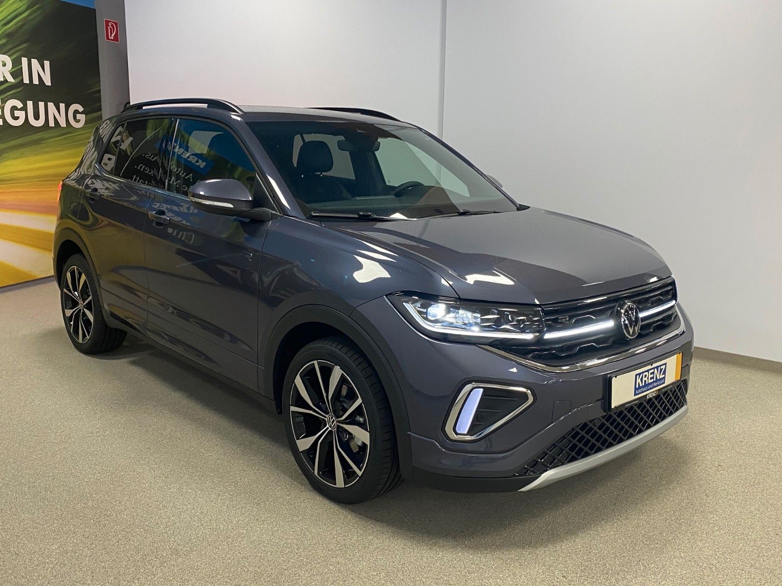 Fahrzeugabbildung Volkswagen T-Cross 1.5 TSI DSG R-Line+AHK+ACC+Garantie 2029