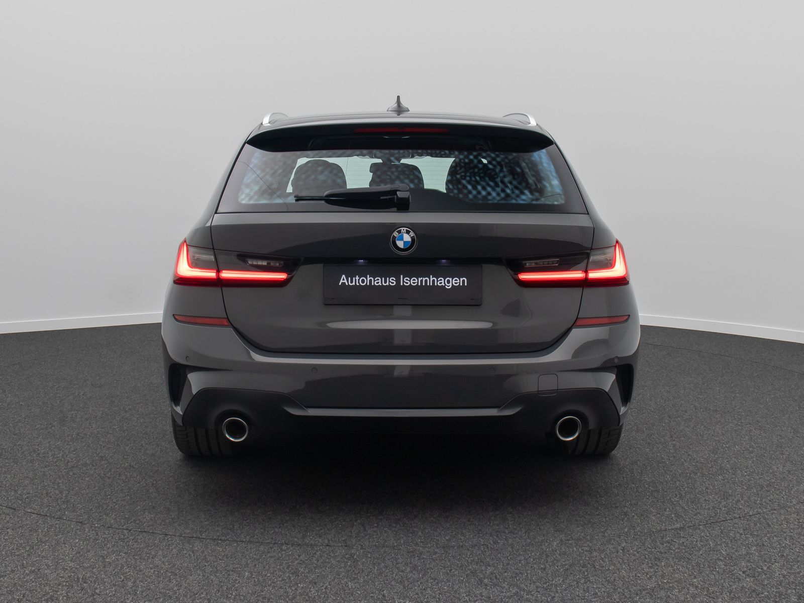 Fahrzeugabbildung BMW 320d xD M Sport HUD HiFi DAB Individual Panorama