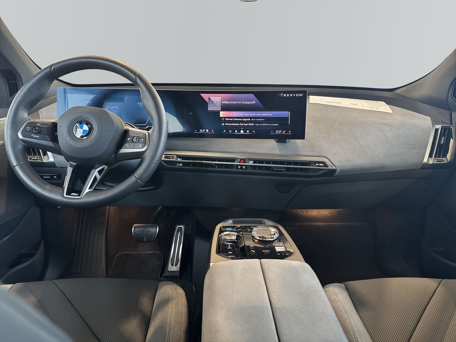 BMW iX - Bild 12