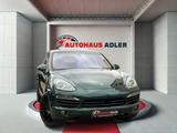 Porsche Cayenne 3.0 Diesel*ALLRAD*4SH*STH*ACC*XEN*SD*22" - Porsche Cayenne aus 2010 mit Diesel-Antrieb