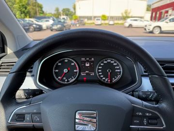 Seat Arona Style+Navi+AppC+SHZ+WR