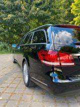 Mercedes-Benz E 200 T ELEGANCE ELEGANCE - Mercedes-Benz E 200 in Krefeld