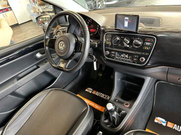 MYAUTOCENTER – Gebraucht- und Jahreswagen mit Werkstattservice in Pfaffenhofen Volkswagen up! black up! *Sitzh.*Navi*Klima*TÜV0428*