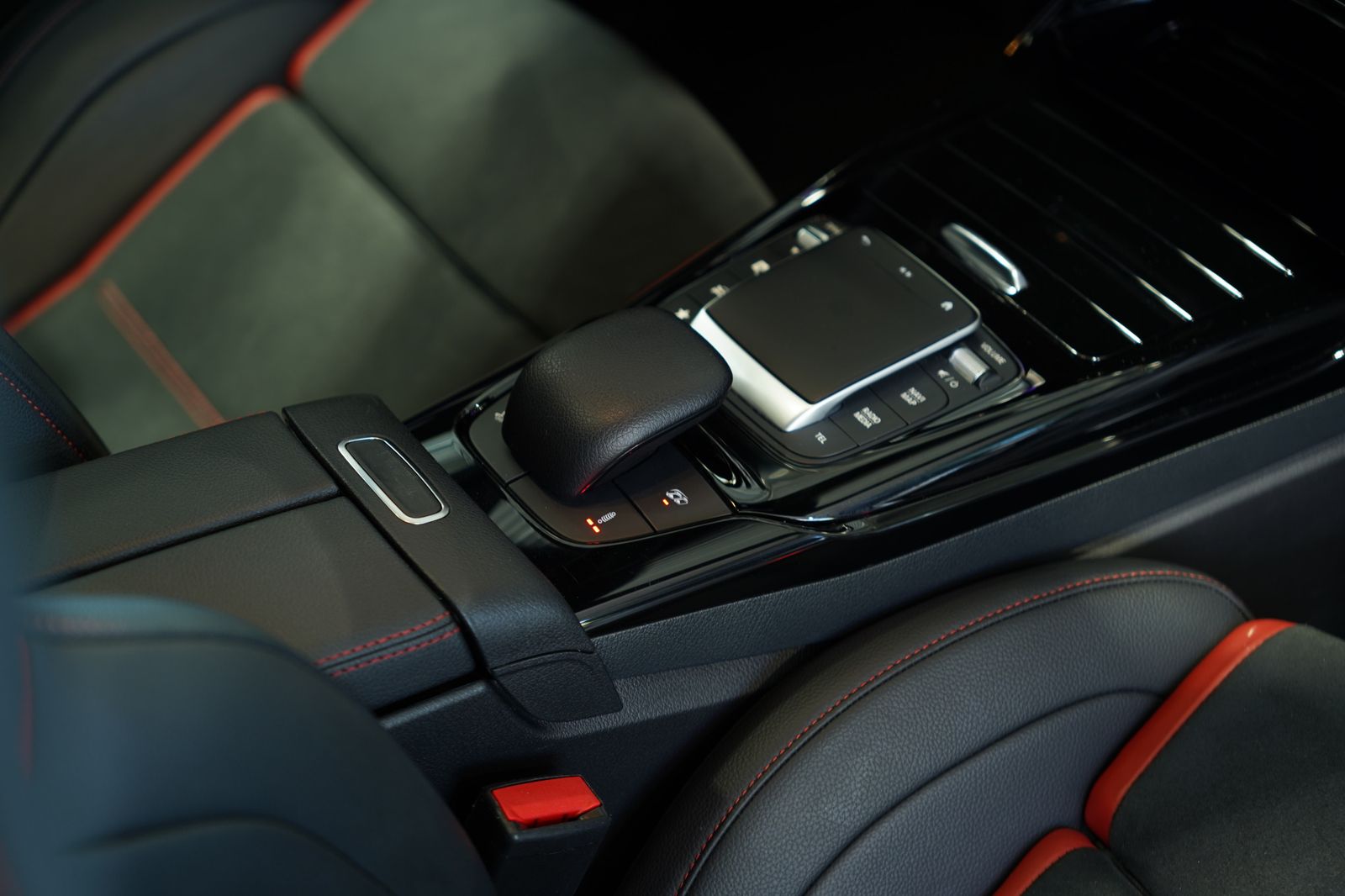 Mercedes Benz Cla 45 Amg