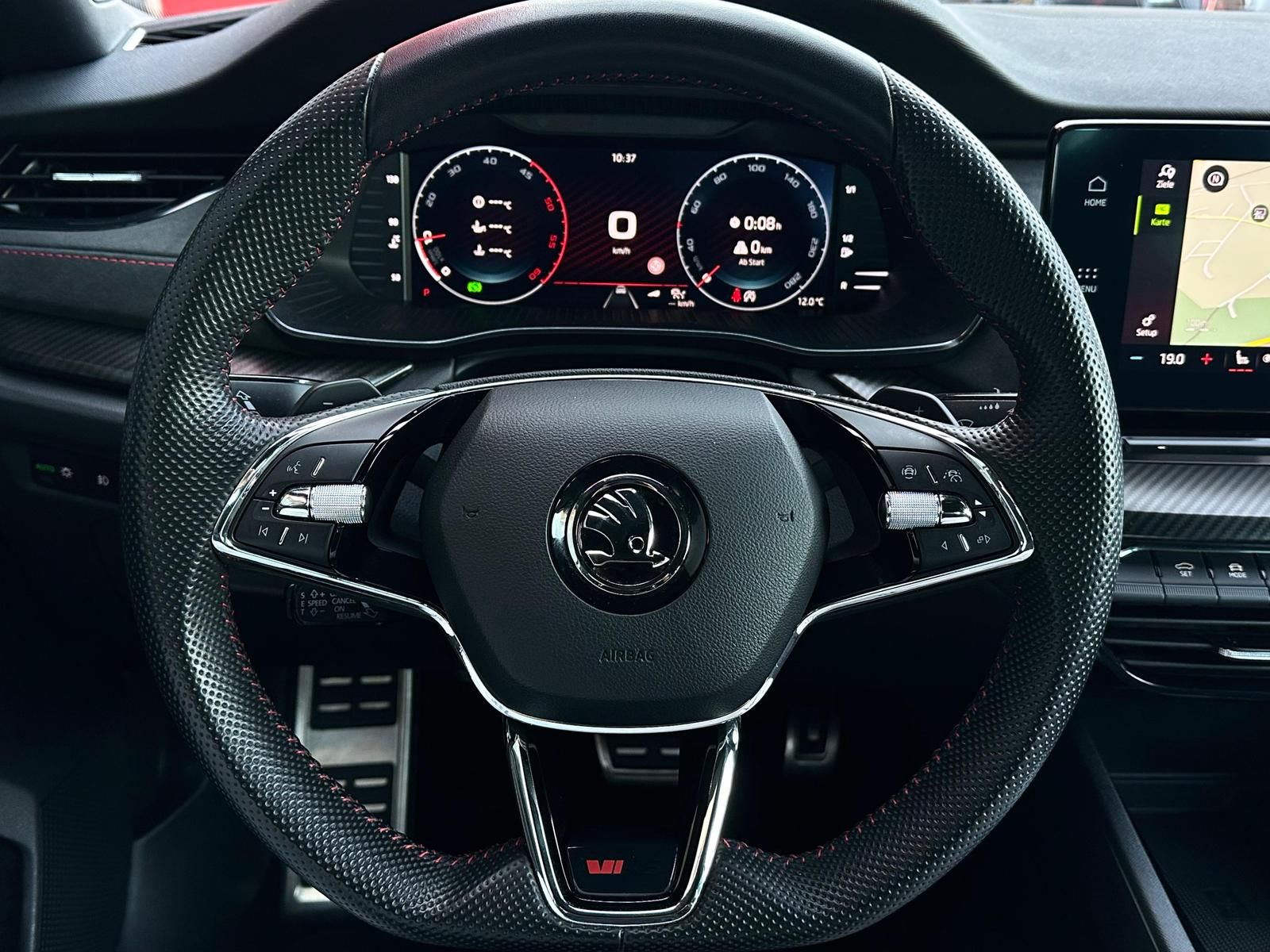 SKODA Octavia 2.0TDI RS* MATRIX#AHK#SHZ#FH#ACC#NAV#HUD - Image 11