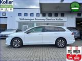 Volkswagen Golf VIII Variant 1.5 eTSI DSG Goal ACC APP - Volkswagen Golf: Goal