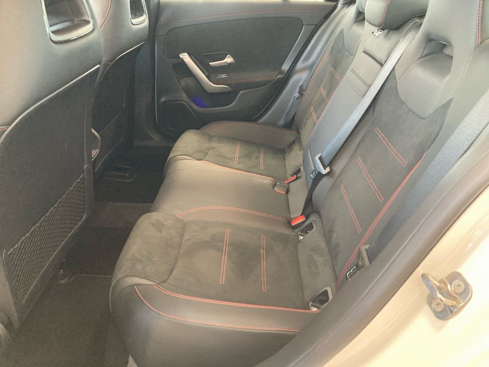 Fahrzeugabbildung Mercedes-Benz CLA 200 AMG Adv.*Pano*STDHZG*LED*Kamera*Carpaly*