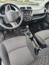 Mitsubishi Space Star 1. Hand, wenig km - Mitsubishi Space Star Gebrauchtwagen in Frankfurt