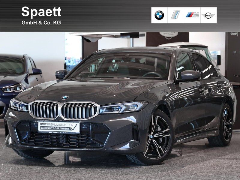 BMW 330