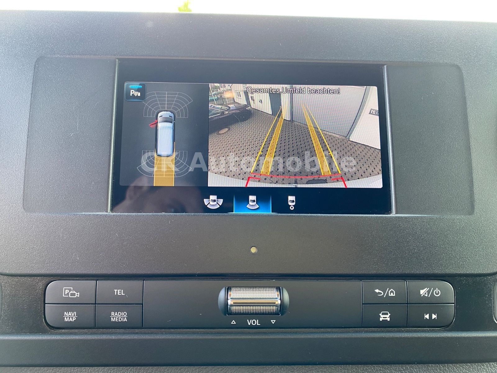 Fahrzeugabbildung Mercedes-Benz Sprinter III Mixto 319CDI Autom./5 Sitze/Navi