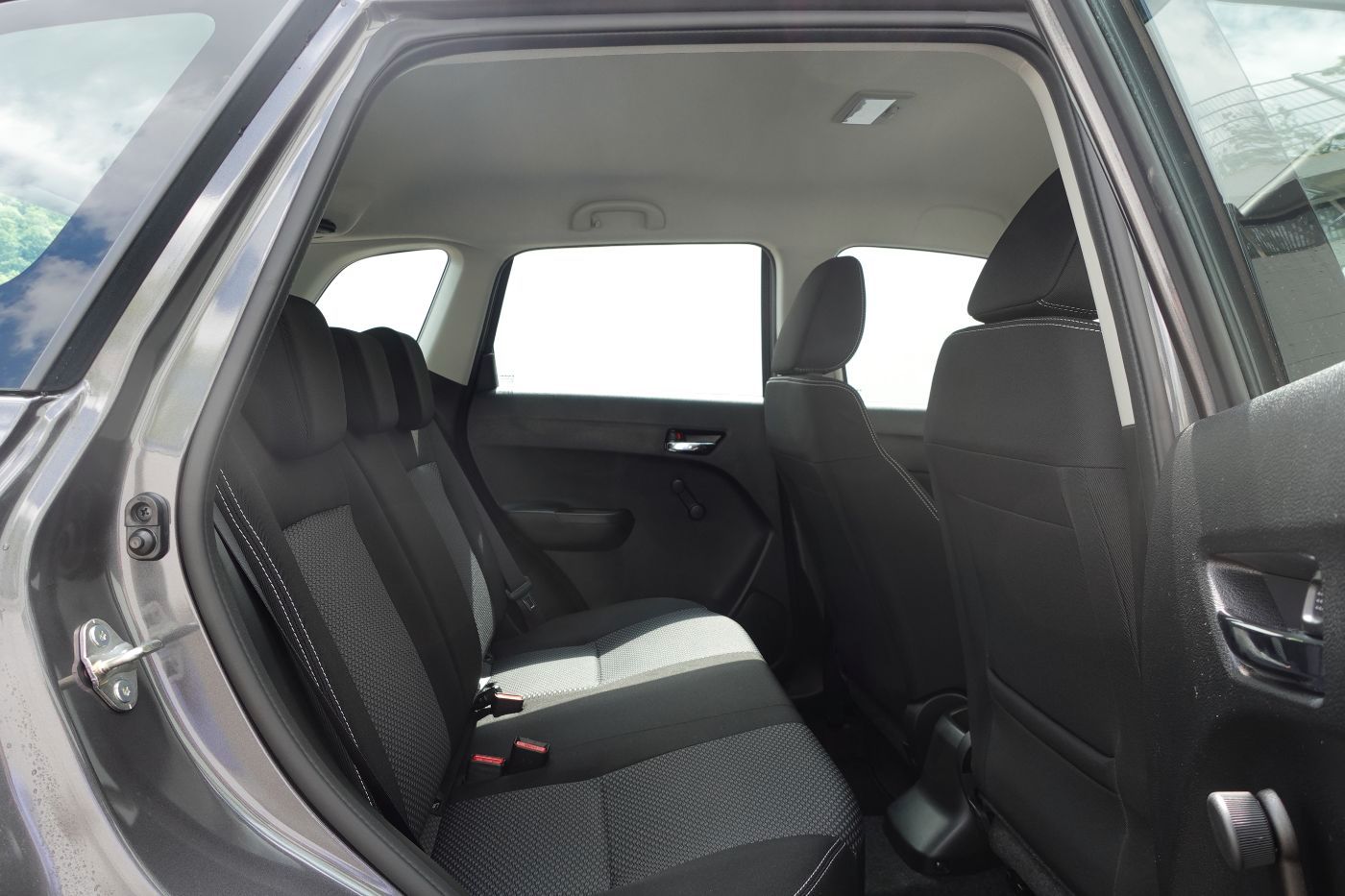 Fahrzeugabbildung Suzuki Vitara 1.4Hybrid Club Navi, Kamera,PDC,LED