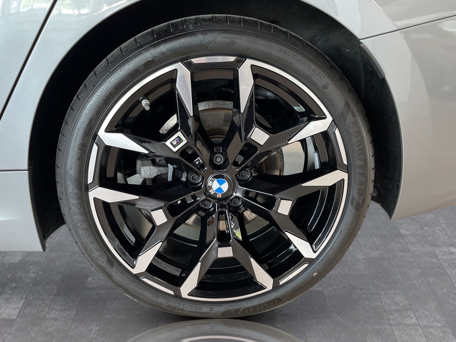 BMW 320 - Bild 14