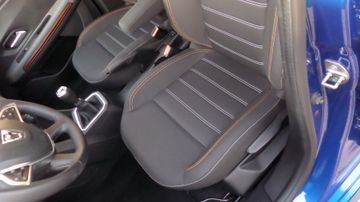 Dacia Sandero Stepway Comfort TCe 90 PS mit Navi Audio