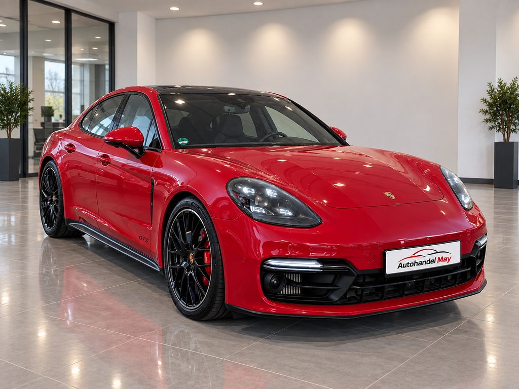 Image of Porsche Panamera