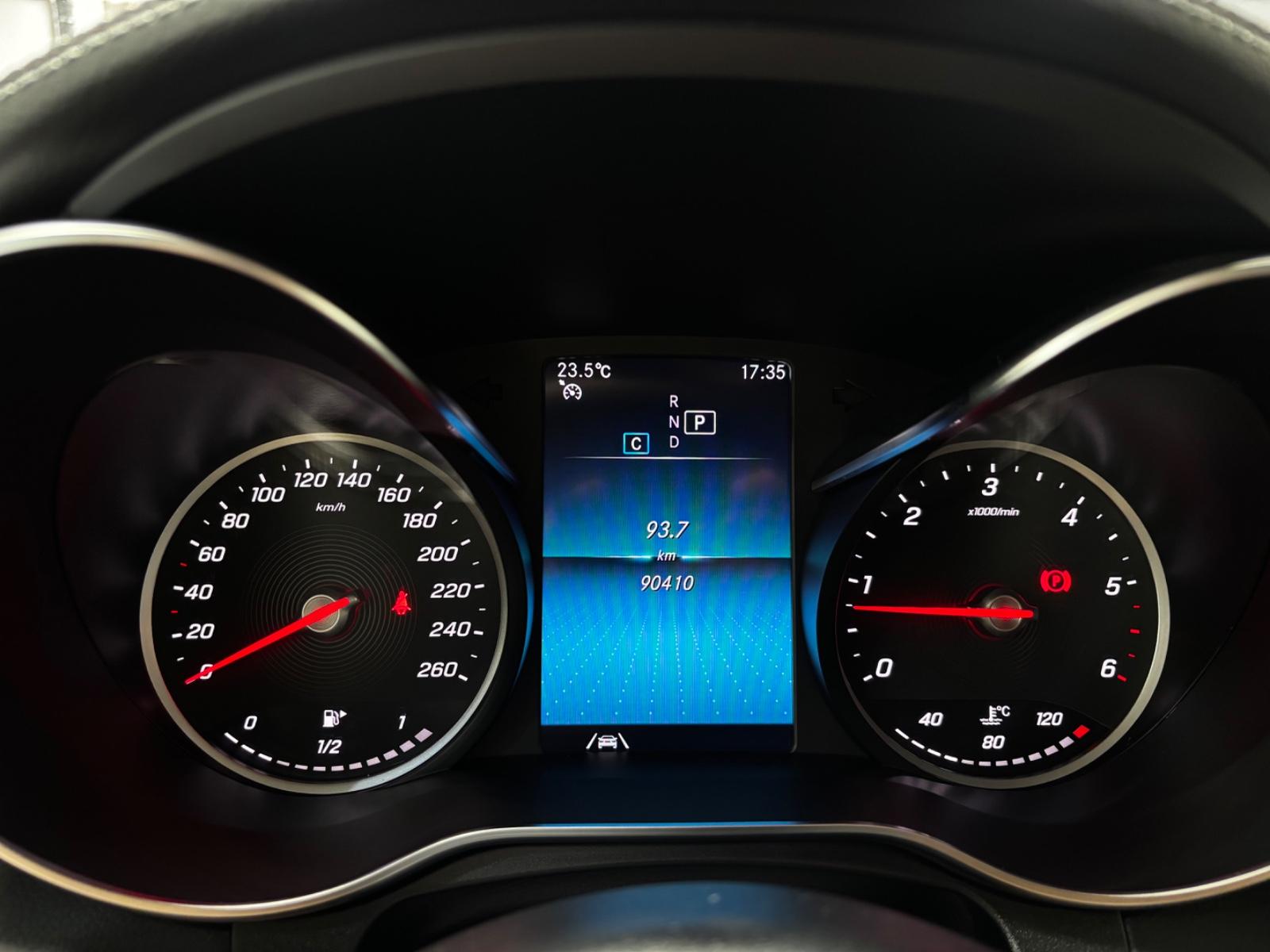 Mercedes-Benz GLC 300d 4Matic 1.HAND MULTIBEAM KAMERA