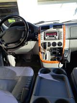 Kia Carnival - scheckheftgepflegte Kia Carnival