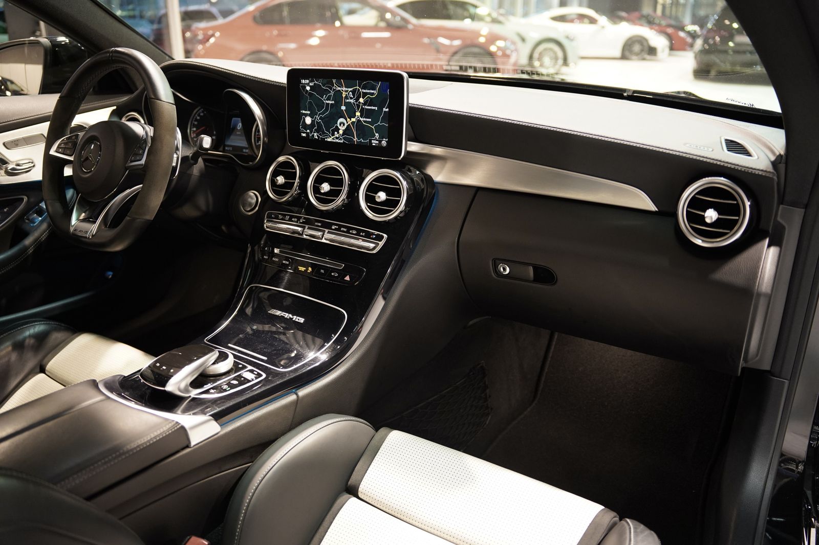 Mercedes Benz C 63 Amg