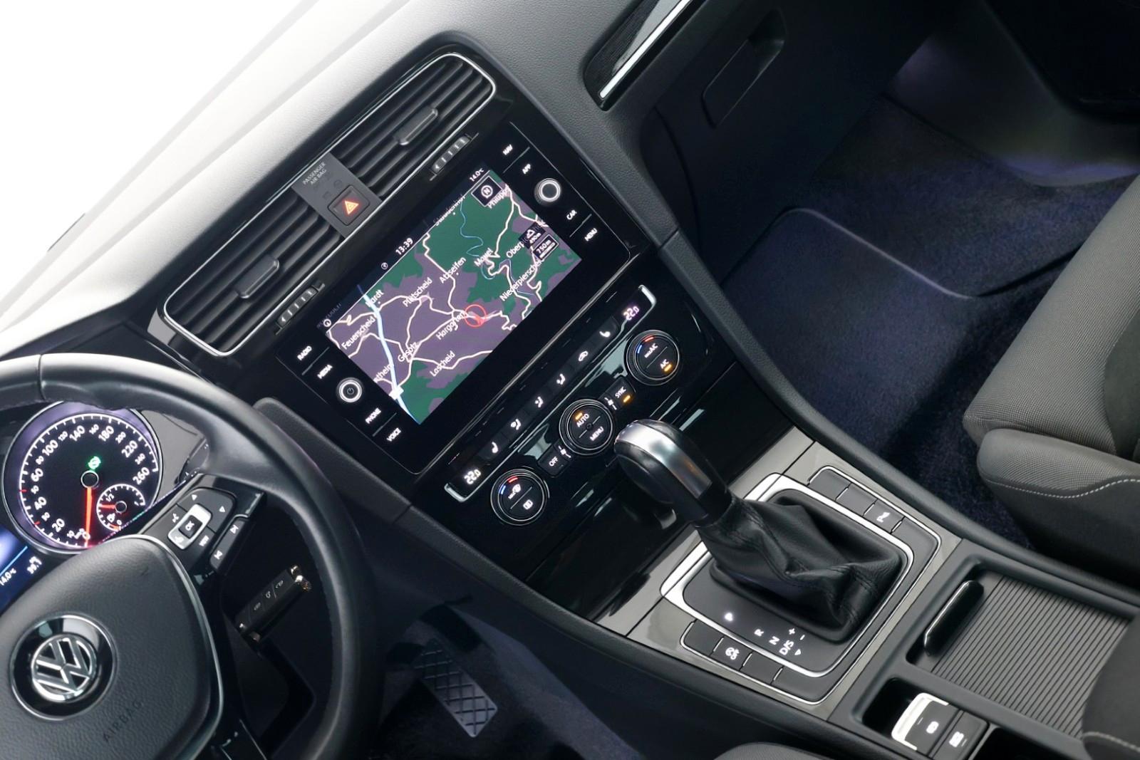 Volkswagen Golf VII 1,5TSI BMT DSG Variant Highline ACC LED, миниатюра 18