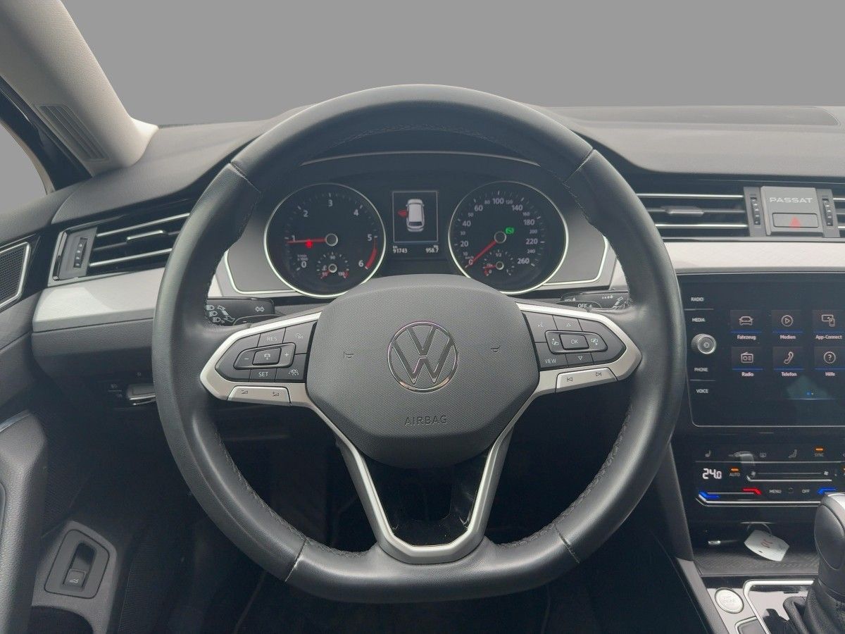 Volkswagen Passat Variant - Bild 12
